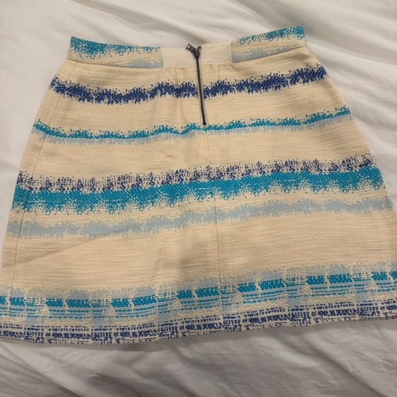 Alice and Olivia Skirt Size 2 - Picture 2 of 3